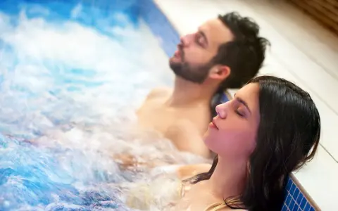 Spa dla par: pakiety, zabiegi, ceny. Zaplanuj romantyczny relaks!