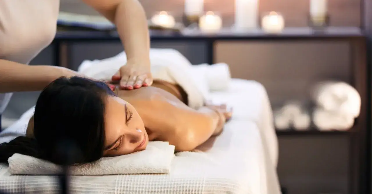 Różne rodzaje masaży SPA